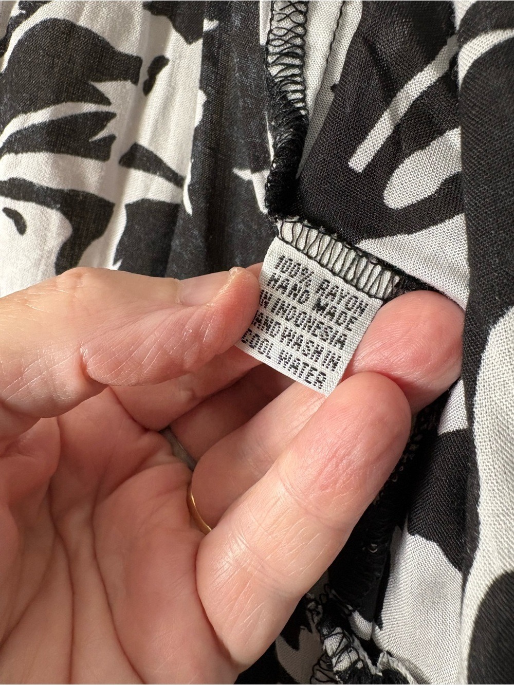Caravanserai Black & White Floral Cotton Wrap Dress L/XL - Picture 6 of 6